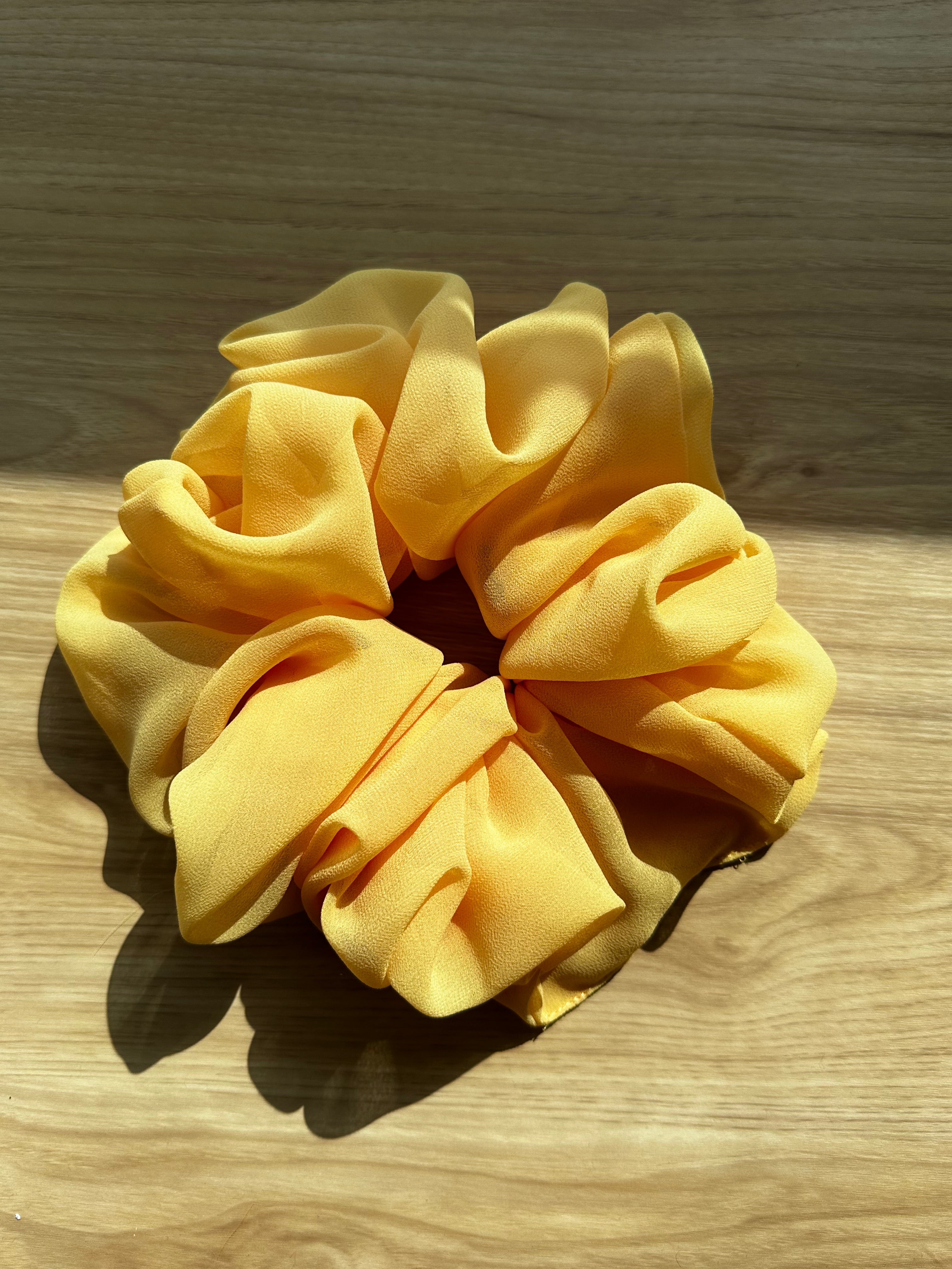 HAIR SCRUNCHIES