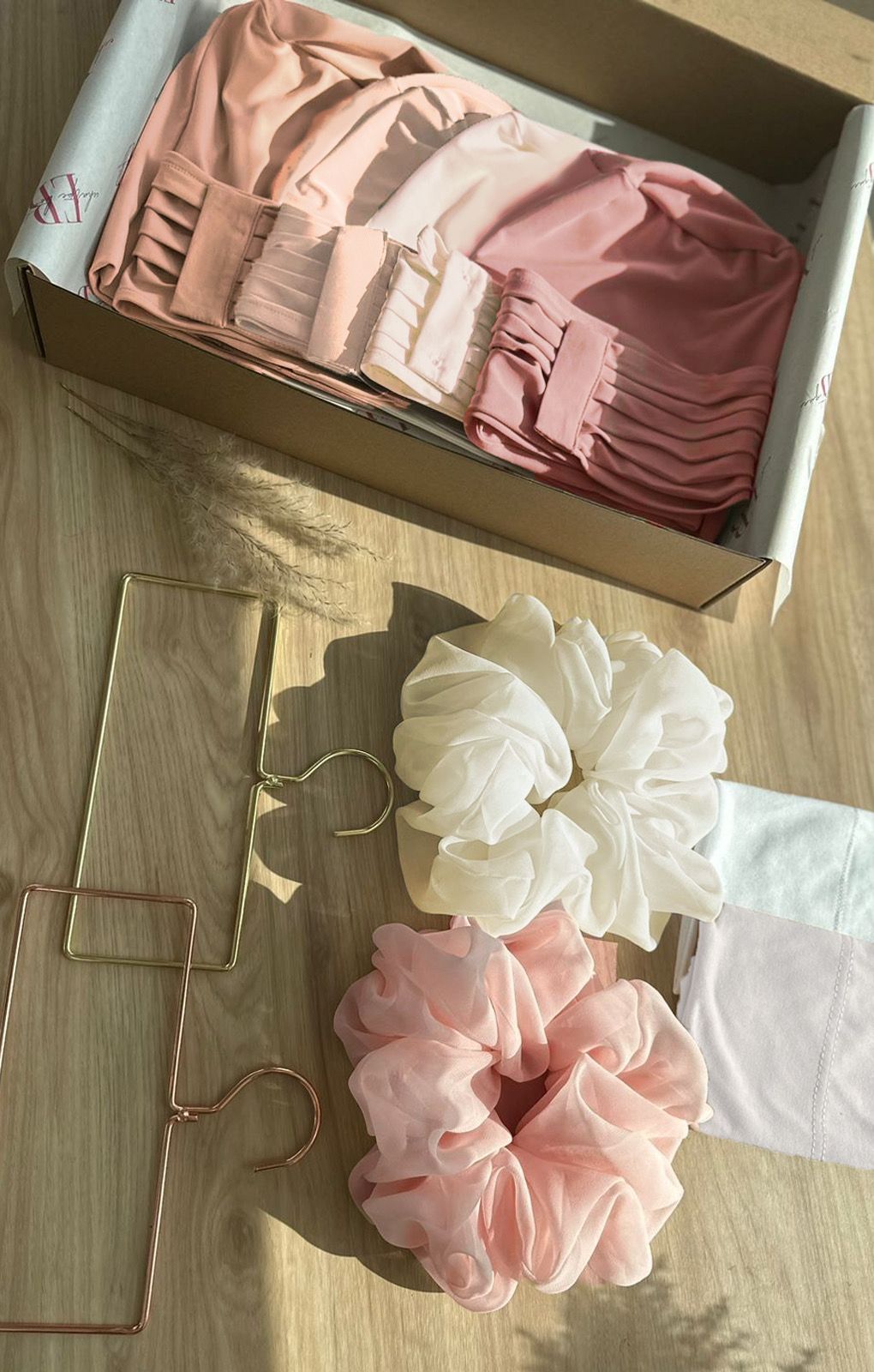 2 PIECES TURBAN BOXES