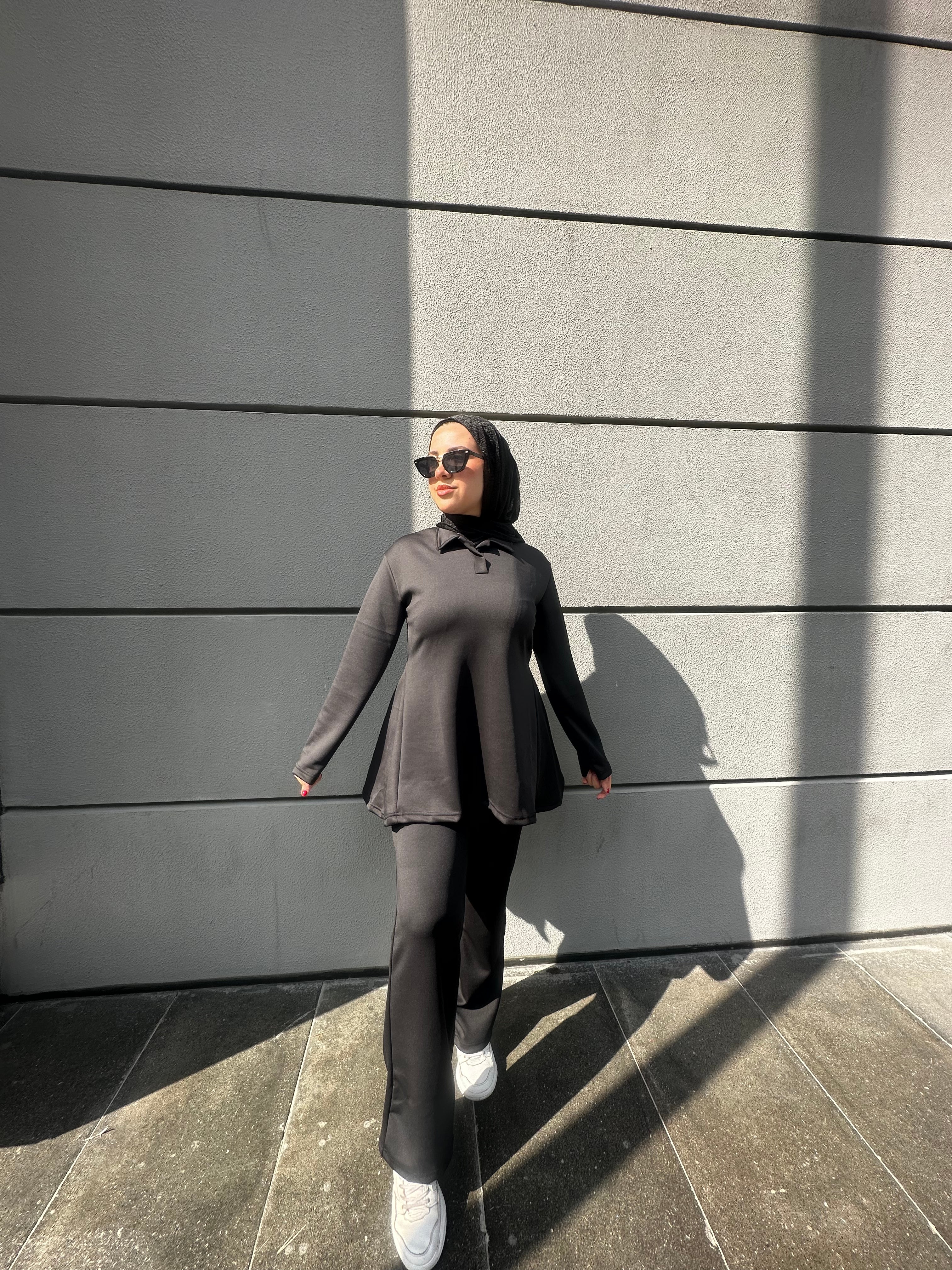 Two pieces V set