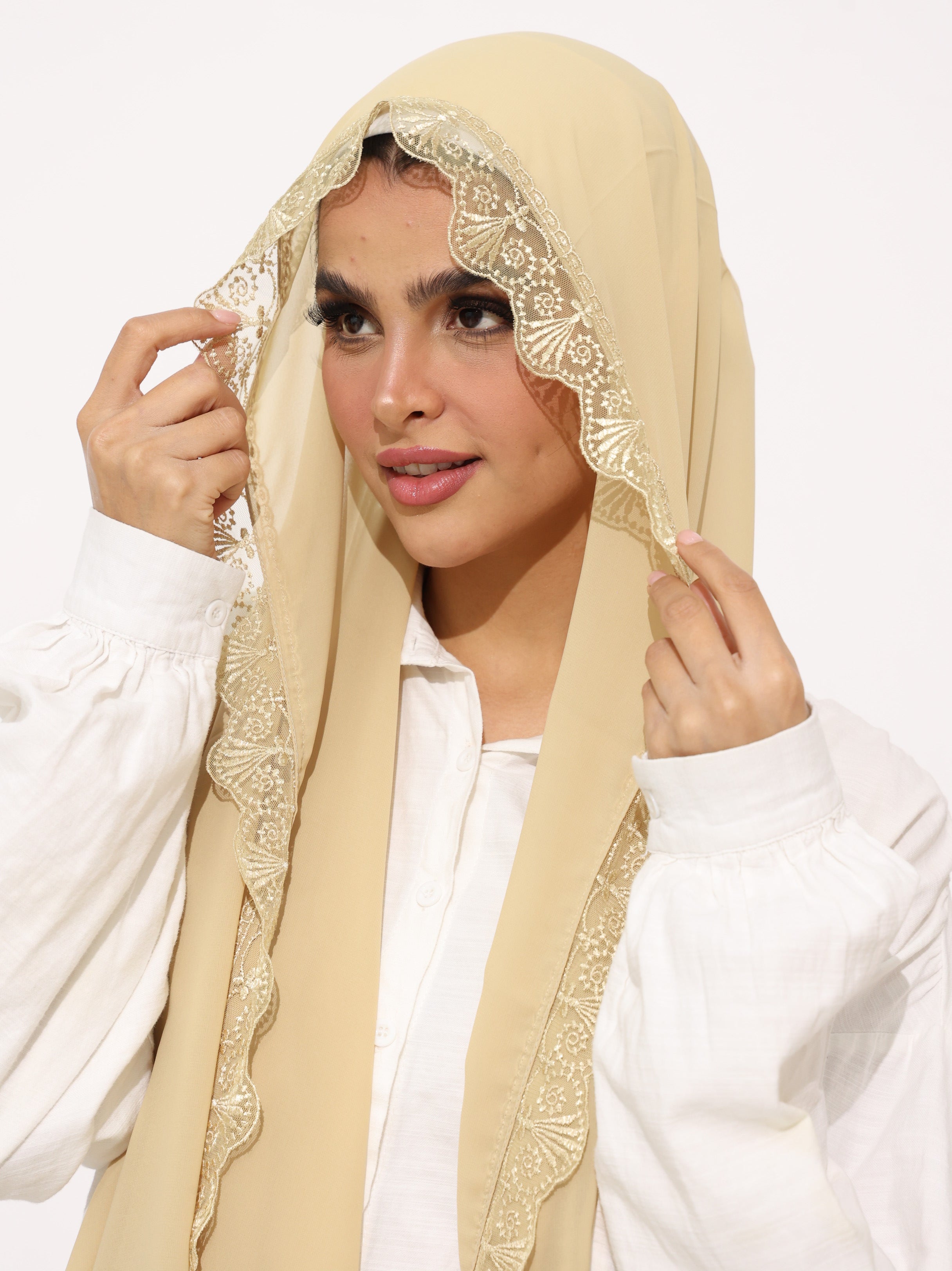 DANTELLE HIJAB