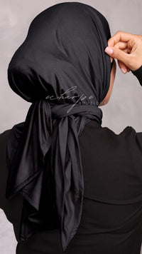 Tri Hijab